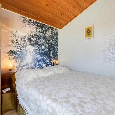 Apartmani Fontana Zára